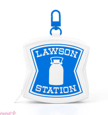 コンビニ「LAWSON(ローソン)」の看板がかわいい卓上ミラーやミニポーチに!? “そのまんま”付録になった公式ブック3種が宝島社より発売