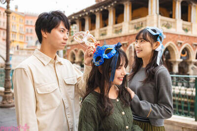 【ディズニー】「ディズニーストーリービヨンド」第三弾ではオシャレなカーニバルマスクや猫のニャーリオのかわいいぬいぐるみバッジが登場！ スペシャルグッズ＆スペシャルメニューを紹介