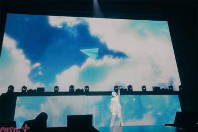 「すとぷり」ころんが黒王子衣装やショートジャケット姿で魅せる！ 『ころわん！ -あけおめライブ2026- inさいたまスーパーアリーナ』写真＆セトリ月ライブレポートが到着