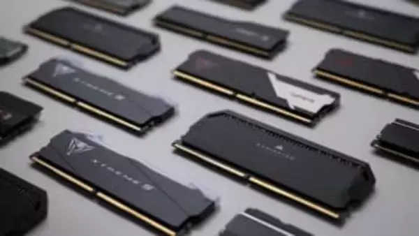 PC大手3社が悲鳴、DRAM枯渇で値上げラッシュへ