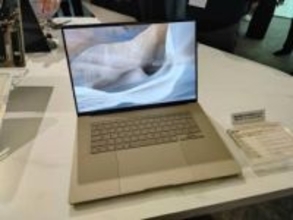 ASUS、Snapdragon X2搭載、16型でわずか1.2kgの「Zenbook SORA 16」