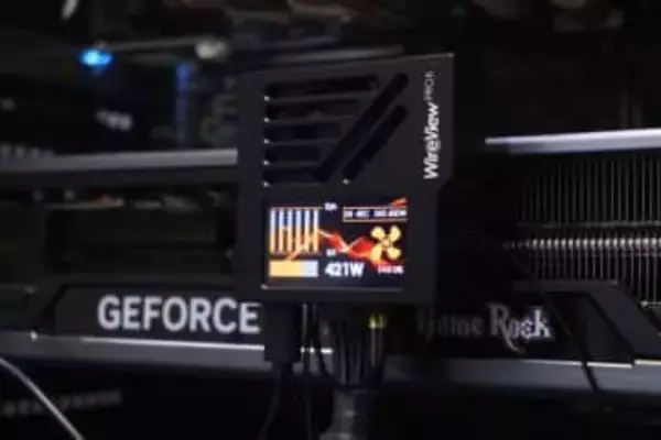 【やじうまミニレビュー】ビクビクしながらGPUを使いたくない人に。12VHPWRの動作状況が見える「WireView Pro II」