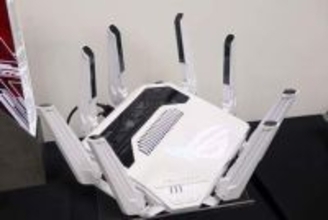 ASUS渾身の世界初AI搭載Wi-Fi 7ルーター、自然言語で設定画面をナビ