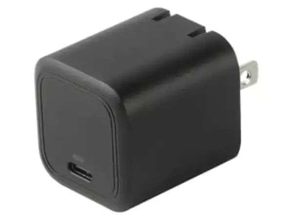 サンワサプライ、最大45W出力の小型USB PD充電器