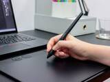 「ワコム、回転検知対応の新型ペン「Wacom Art Pen 2」」の画像1