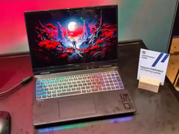 HP、300Wを放熱できる驚異のゲーミングノート「HyperX OMEN MAX 16」