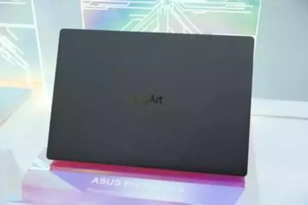 RTX Spark搭載AI PC、ASUSはクリエイター向け3種展開