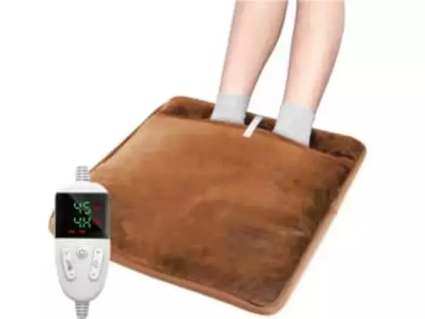 【本日みつけたお買い得品】足元を温めるフットウォーマーが790円引き