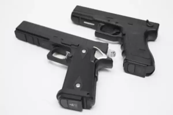 21年前の電動ハンドガン(1.2万円)と、最新最高級カスタムモデル(9万円)の戦闘力を比較してみた