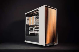 木目調の外観がチャームポイントな高性能デスクトップPC