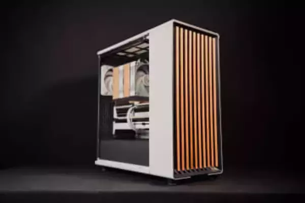 木目調の外観がチャームポイントな高性能デスクトップPC