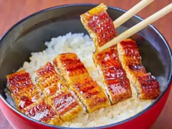 【本日みつけたお買い得品】専門店のうなぎ切り落とし5パックが千円引きの3,480円で販売中！