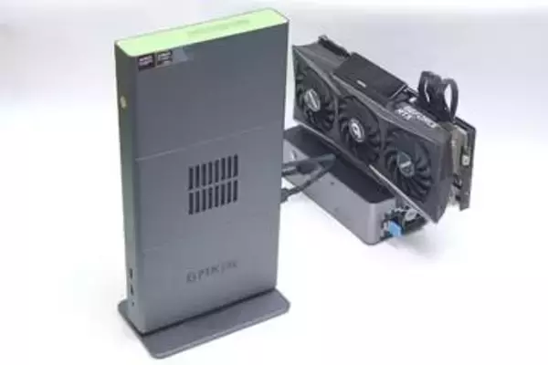 【Hothotレビュー】OCuLinkでRTXを生やしAIを静かに回す、GMKtec「EVO-X3」レビュー