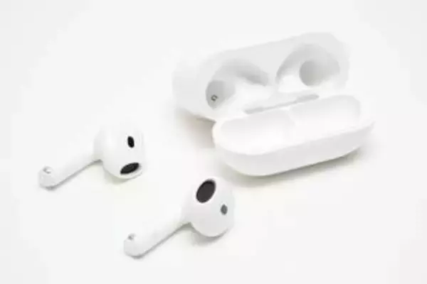 【やじうまミニレビュー】AirPods 5のノイキャン、耳をふさがずエアコン音がほぼ消失。これは新基準になる