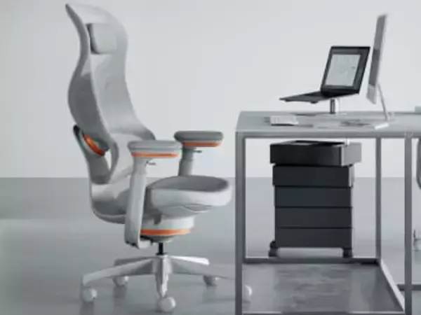 コクヨ、“まとう”新感覚のオフィスチェア「ingCloud」