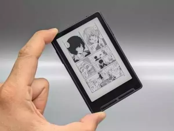【山口真弘の電子書籍タッチアンドトライ】名刺サイズの電子書籍端末「Xteink X3」。タッチ/ライト/ストアなしは硬派すぎる
