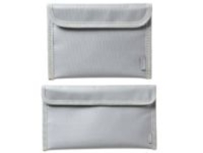 サンワサプライ、延焼リスクを抑える4層構造のモバイルバッテリケース