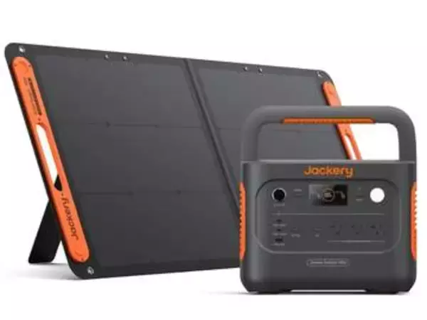 【本日みつけたお買い得品】Jackeryのソーラーパネル付きポータブル電源がスマイルSaleで約7万円オトク！