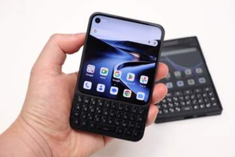 【Hothotレビュー】Unihertzの小型キーボードスマホ「Titan 2 Elite」。使い勝手はどう進化した？