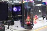 「MSI、アバターを立体的に表示できるゲーミングPCや新型ハンドヘルド機など展示」の画像1