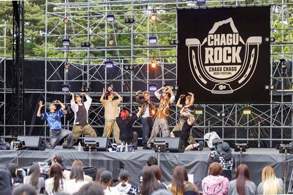 岩手に音楽と熱狂が集結『CHAGU CHAGU ROCK FESTIVAL 2026』初日レポート　ゴールデンボンバー、≠ME、THE RAMPAGEらが競演