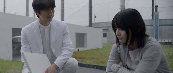 蒔田彩珠×栁俊太郎『消滅世界』実験都市エデンの内部を捉えた本編＆メイキング映像公開