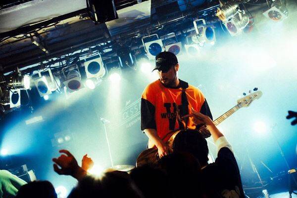 『Grasshopper vol.39』最も激しく、最も自由な一夜――Dimrays、Earthists.、The Cards I Playが渋谷で共鳴した熱狂のライブレポート