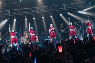 【Ringwanderung ライブレポート】4年ぶりのバンドセットで魅せたツアー初日　生音と歌声が生んだ圧倒的なグルーヴ