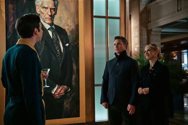 映画『レディ・オア・ノット2』花嫁の命を狙う富豪を捉えた場面写真が解禁