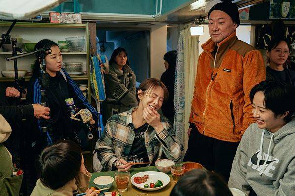 北川景子、森田望智、佐久間大介、渋谷龍太らの撮影の様子が明らかに　映画『ナイトフラワー』撮影現場レポート