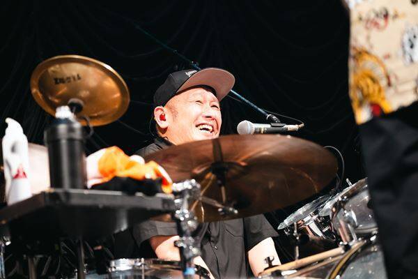 怒髪天・増子直純還暦ライブレポート──  祝福と涙の果てに“紅白”を想像させた夜