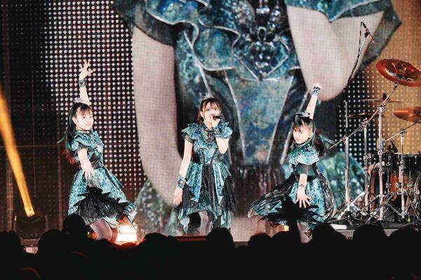BABYMETAL、日本凱旋ライブハウス公演！一段とパワーアップした最新が最強で最高のBABYMETAL【オフィシャルレポート】