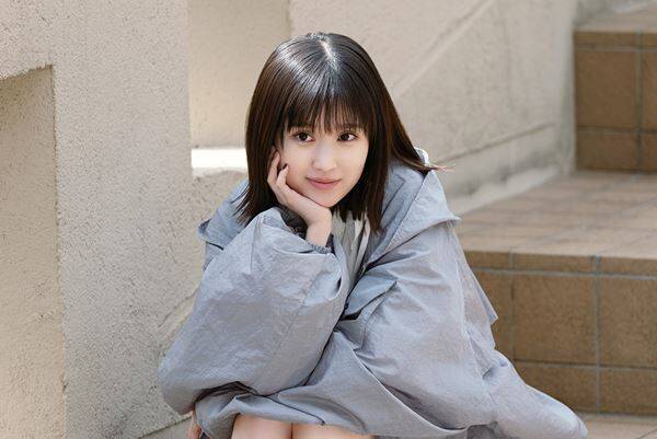 西畑大吾×福本莉子『時給三〇〇円の死神』新たな場面写真公開　儚げ表情＆キュートな笑顔も