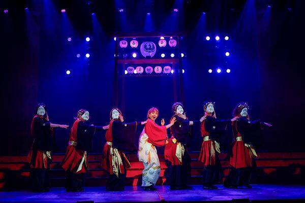 日本のエンタメ全部盛り！ 早乙女太一率いる劇団朱雀『OMIAKASHI』開幕　TOKYO INSIDE CLUB／OTOGIの再演も決定