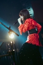 家入レオ全国ツアーファイナルにUNISON SQUARE GARDEN・斎藤宏介がサプライズ登場！ フィーチャリング曲をふたりで初パフォーマンス！