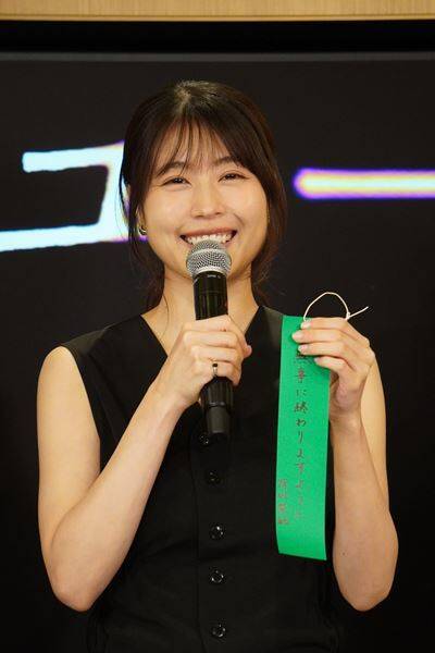 舞台『キュー』製作発表会見&トークセッションに原作者の上田岳弘、演出の白井晃、出演する瀬戸康史と有村架純が出席