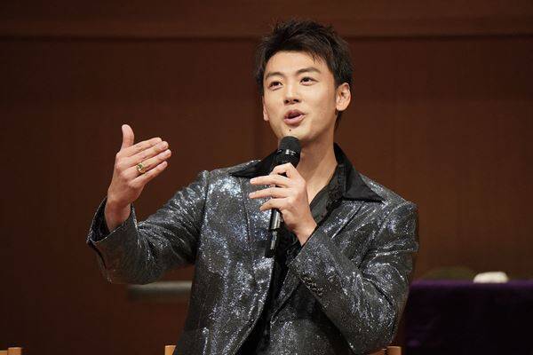 竹内涼真「信じ切れば、劇場で奇跡が起こる」と決意表明！ 5年ぶり主演ミュージカル『奇跡を呼ぶ男』製作発表会見で3曲熱唱