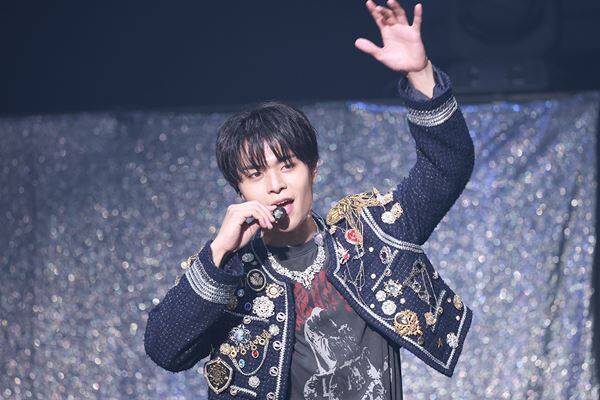 ボーイズグループ戦国時代「最後に立ってるやつが勝ちだと思う」『OWV・OCTPATH MASHUP LIVE 2025 TWO THRONE』ライブレポート