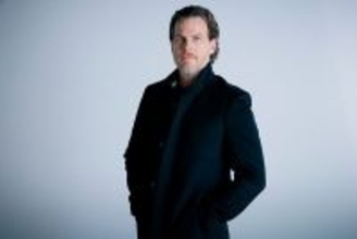 『フォールアウト』ジョナサン・ノーランが語る最も重要なこだわり 「カメラで撮ることでしか生まれないリアリティがある」