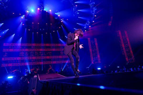 宮本浩次、60歳のバースデーライブ『60周年記念公演 さあ、ドーンと行くぜ！』オフィシャルレポート到着
