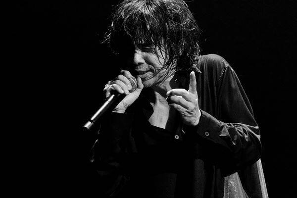 宮本浩次、60歳のバースデーライブ『60周年記念公演 さあ、ドーンと行くぜ！』オフィシャルレポート到着