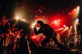 ニッポンのロックンロールバンド “climbgrow” が証明した15年目の現在地 『climbgrow -15TH ANNIVERSARY ONEMAN GIG-』東京公演【オフィシャルレポート】