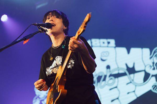 『FM802 MINAMI WHEEL 2025』7年ぶりにミナホのステージに登場したSaucy Dogのライブをレポート【オフィシャルレポート】