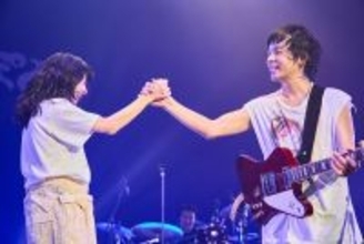 銀杏BOYZ×羊文学『じゃぽん』で初共演！豊洲PITに 渦巻くエネルギーと感動 …「銀河鉄道の夜」で実現した奇跡のコラボも