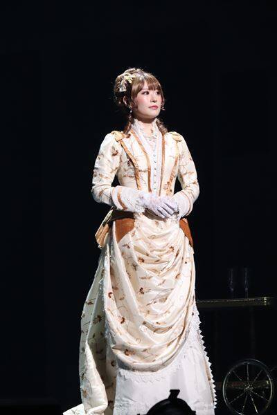 柿澤勇人の“危うさ”か、佐藤隆紀の“悲哀”か ――演出一新の『ジキル＆ハイド』開幕！