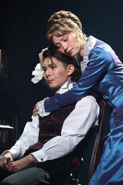 柿澤勇人の“危うさ”か、佐藤隆紀の“悲哀”か ――演出一新の『ジキル＆ハイド』開幕！