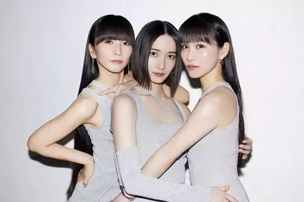 Perfume、アリーナツアー＆ドーム公演LIVE映像作品のジャケット公開