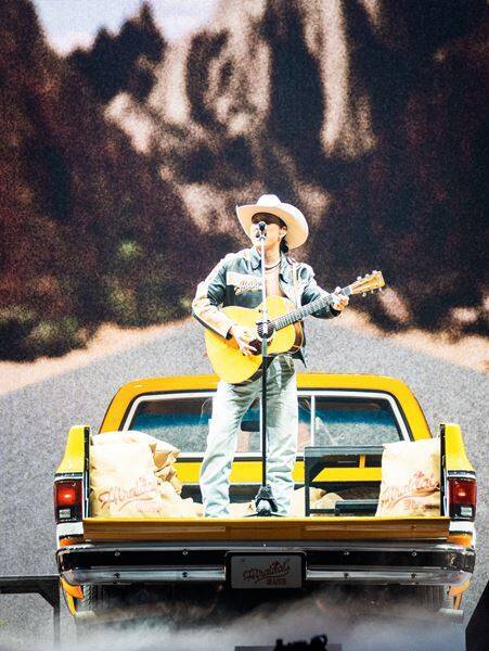 平井 大、全国アリーナツアー『HIRAIDAI TOUR 2025』完走　新曲「答え合わせは、デザートのあとで。」のリリックビデオも公開