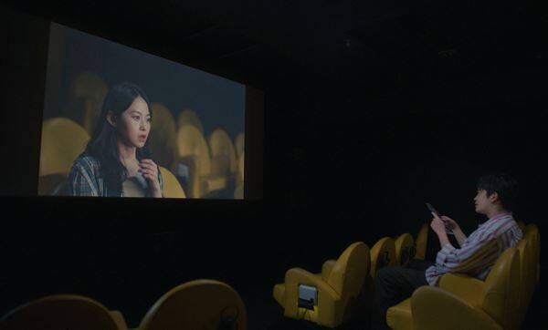 上田誠の真骨頂が炸裂！ 伊藤万理華×井之脇海『君は映画』予告編が公開