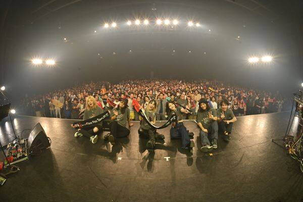 JUNNA初の対バンツアー『JUNNA × CrosSing You Tour 2025』完全レポート！ May'n、ASCA、福山芳樹との奇跡の共演に密着【オフィシャルレポート】